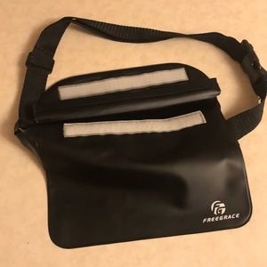 Waterproof kayaking /paddle boarding bag